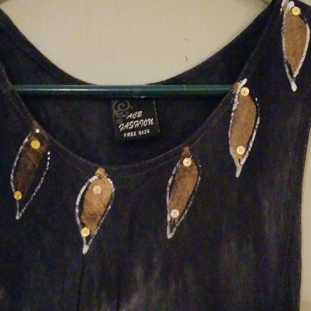 Dress - Picture 3 of 6